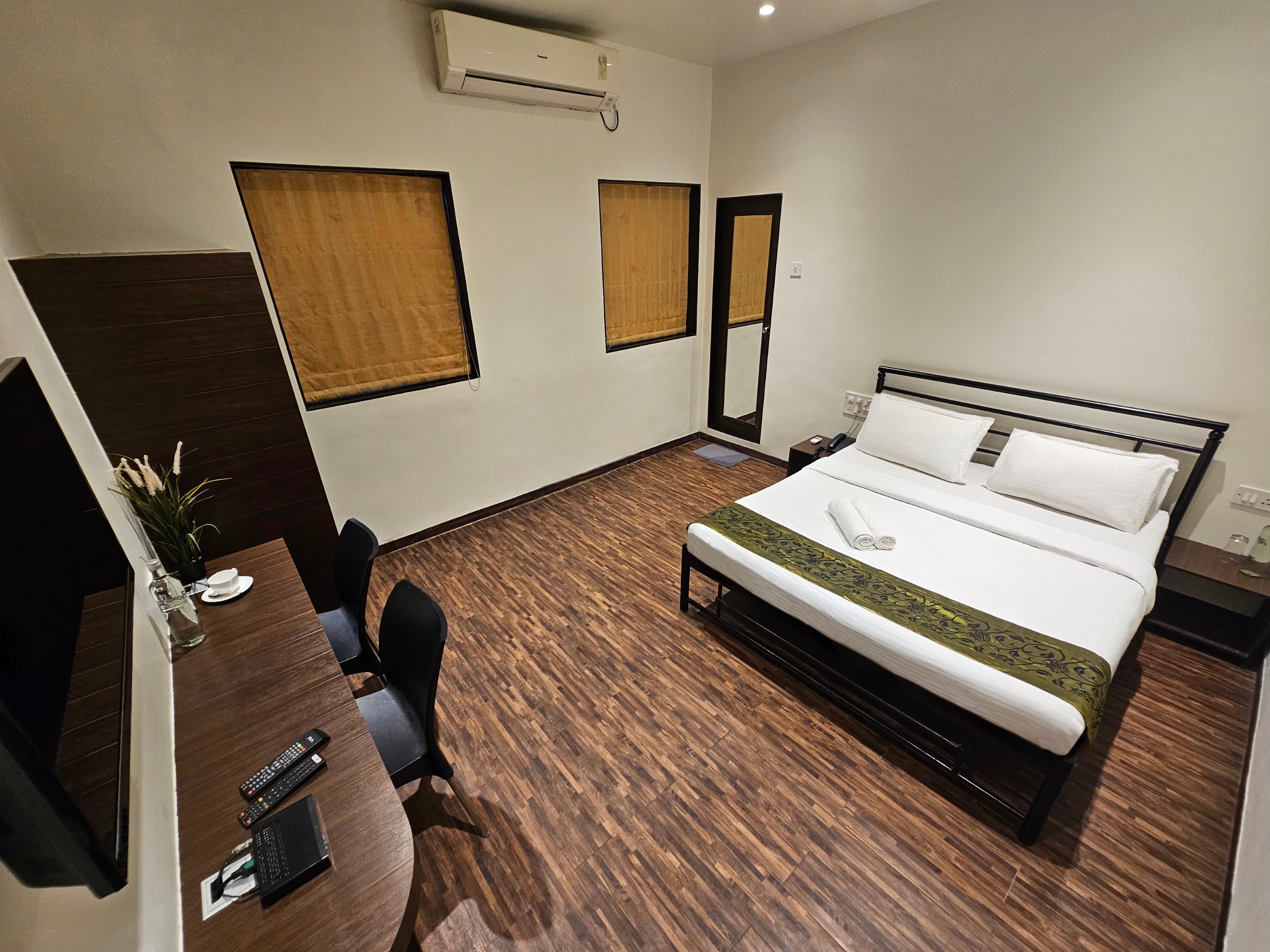 Hotel Kumkum-Room-3